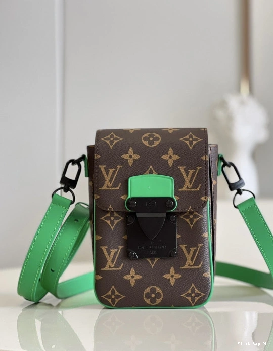 First bag LOUIS VERTICAL WALLET VUITTON S-LOCK WEARABLE 0814